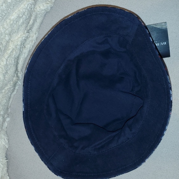 Burberry London Hat - Picture 10 of 12